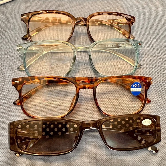 (3) Pairs of Readers + (1) Pair Reader Sunglasses +2.0 - Picture 1 of 16